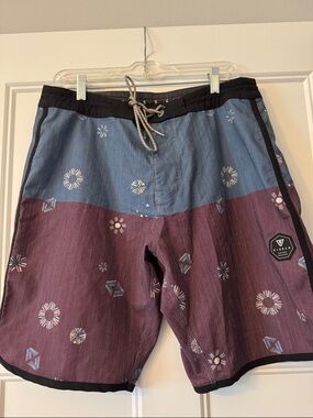 Vissla men’s board shorts